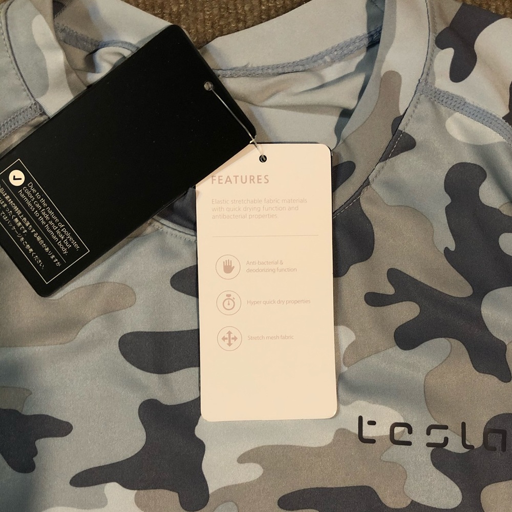 Tesla Performance Shirt - Picture 9 of 15